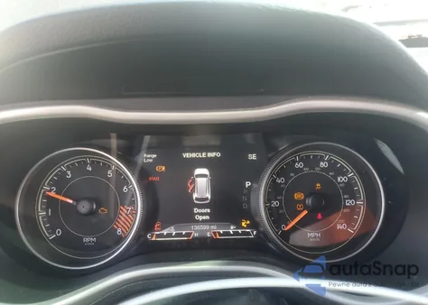 2015 Jeep Cherokee Trailhawk from USA, damaged, VIN 1C4PJMBS8FW758627